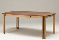 木製ダイニングテーブル